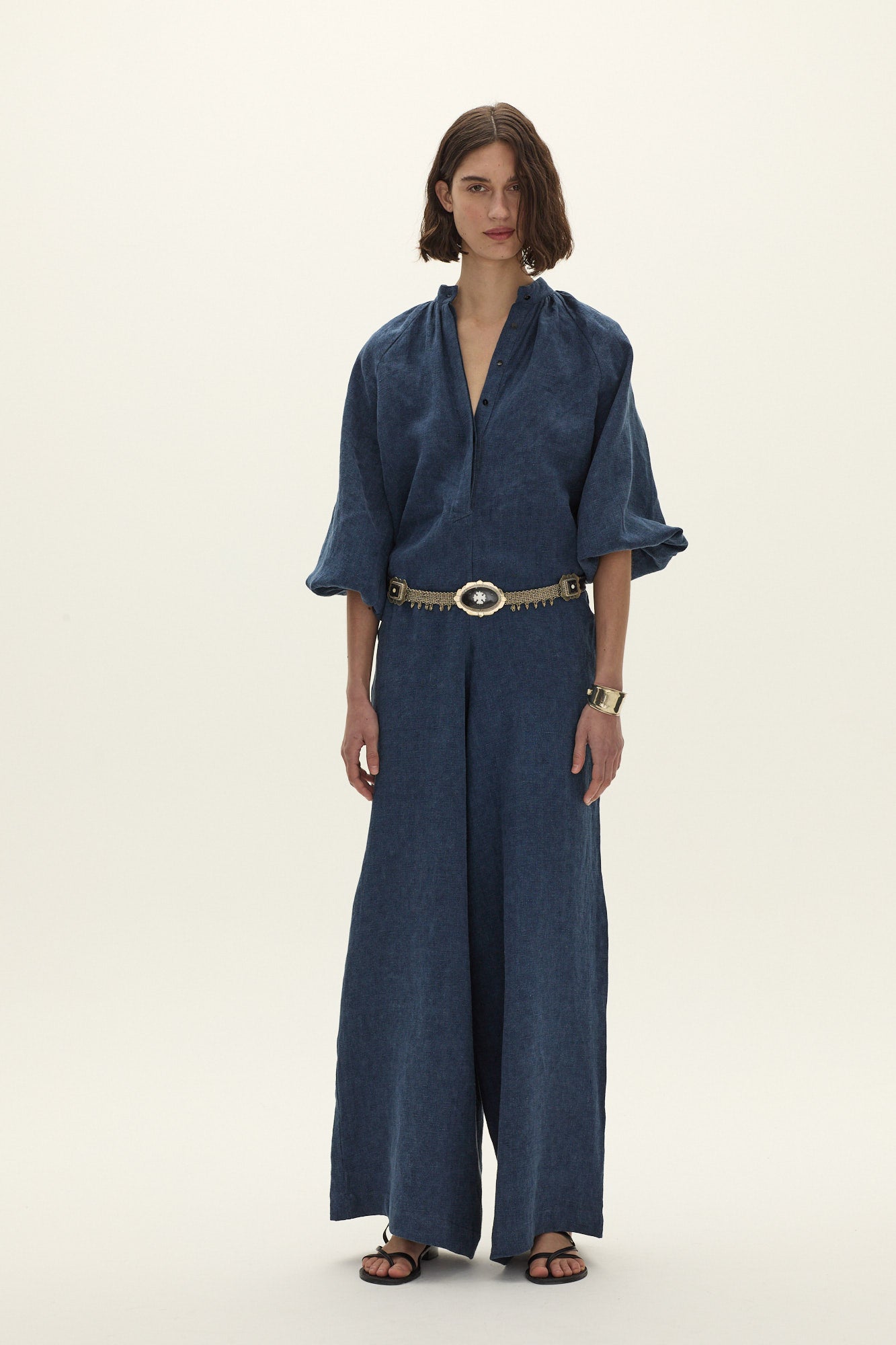 最終価格【46shadow】yindigo am linen jumpsuit Chic And Comfortable Arroyo Linen Jumpsuit | Curatoria