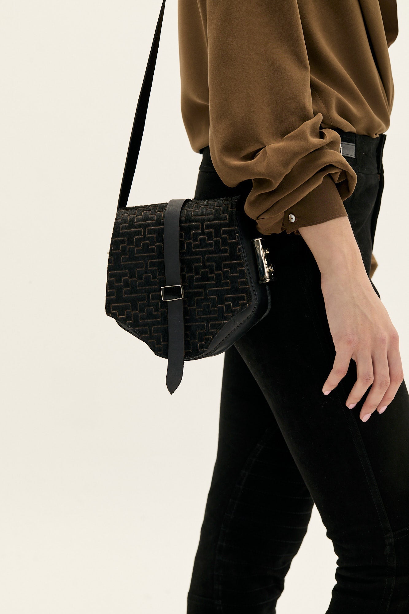 Azabache Leather Handbag