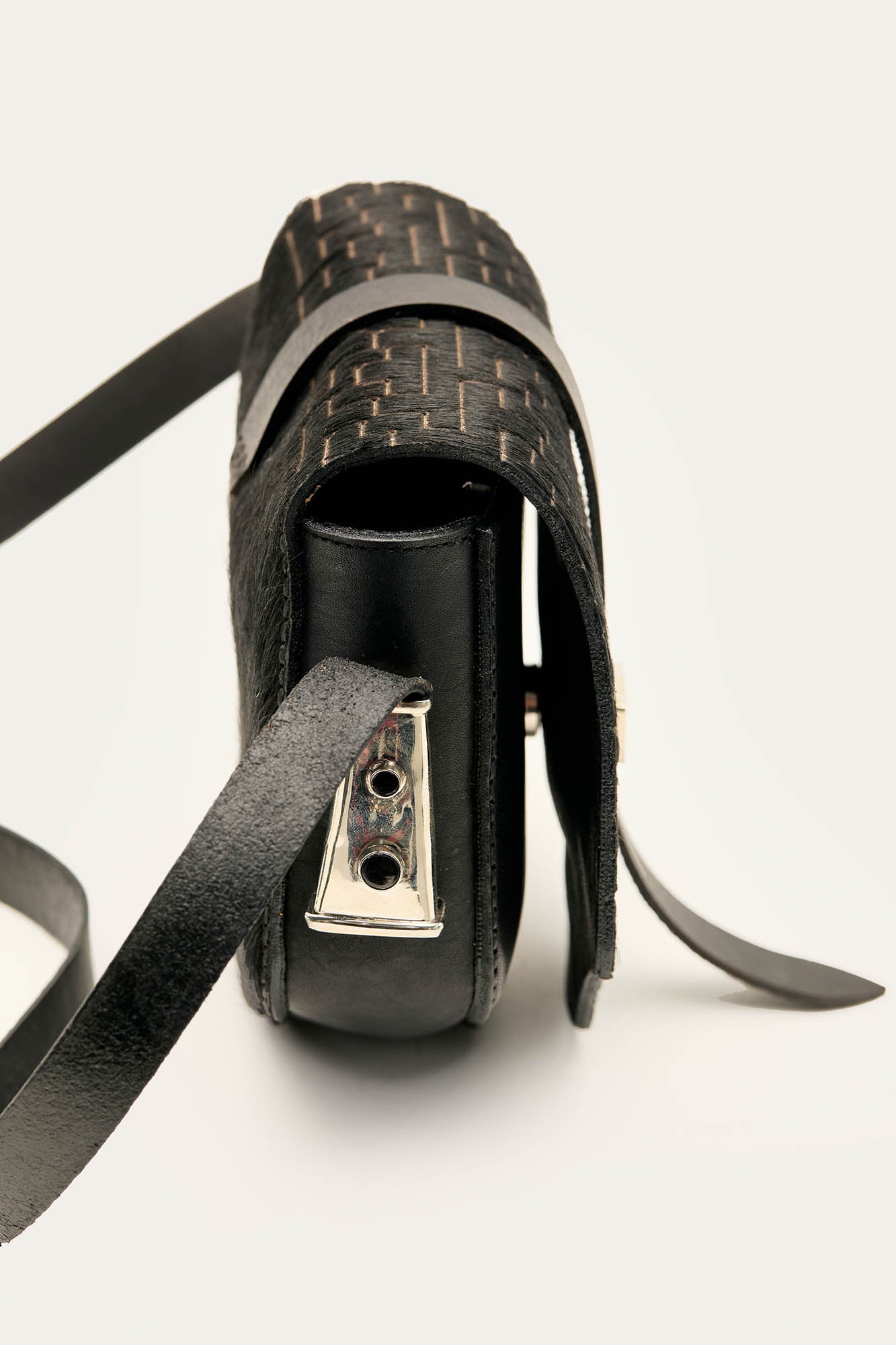 Azabache Leather Handbag