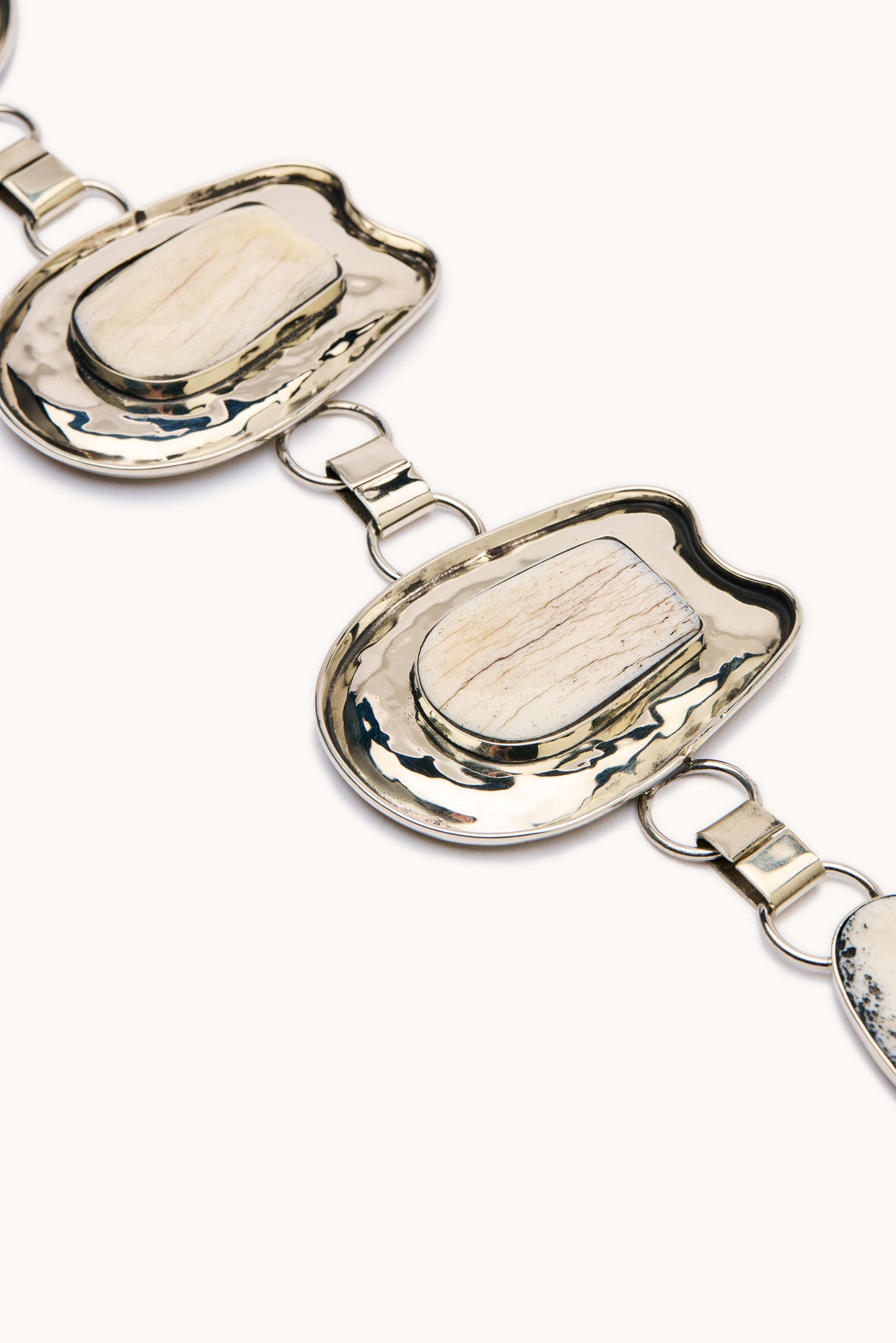 Atlas Alpaca Metal Belt