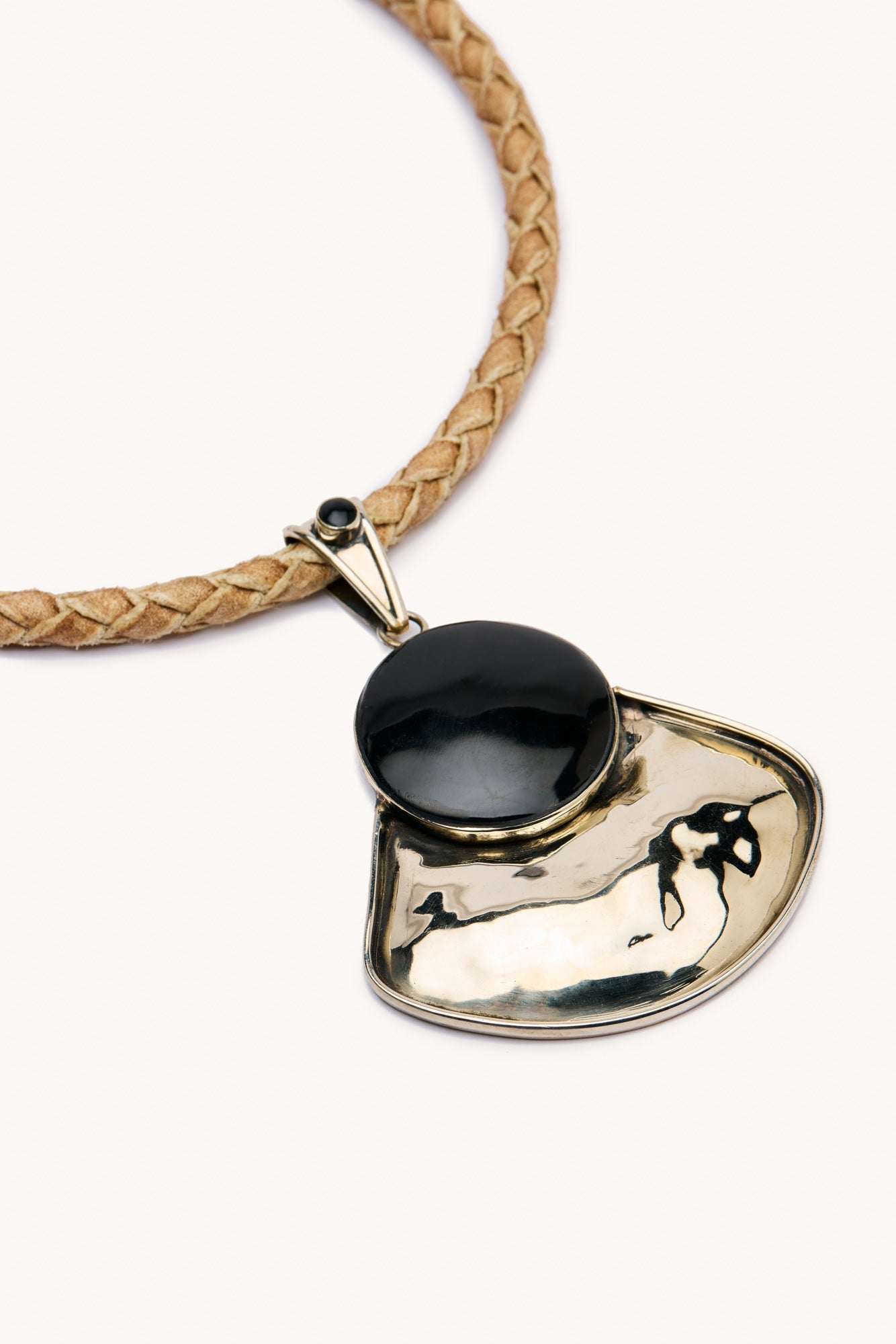 Collar Sicán Grande con Tiento