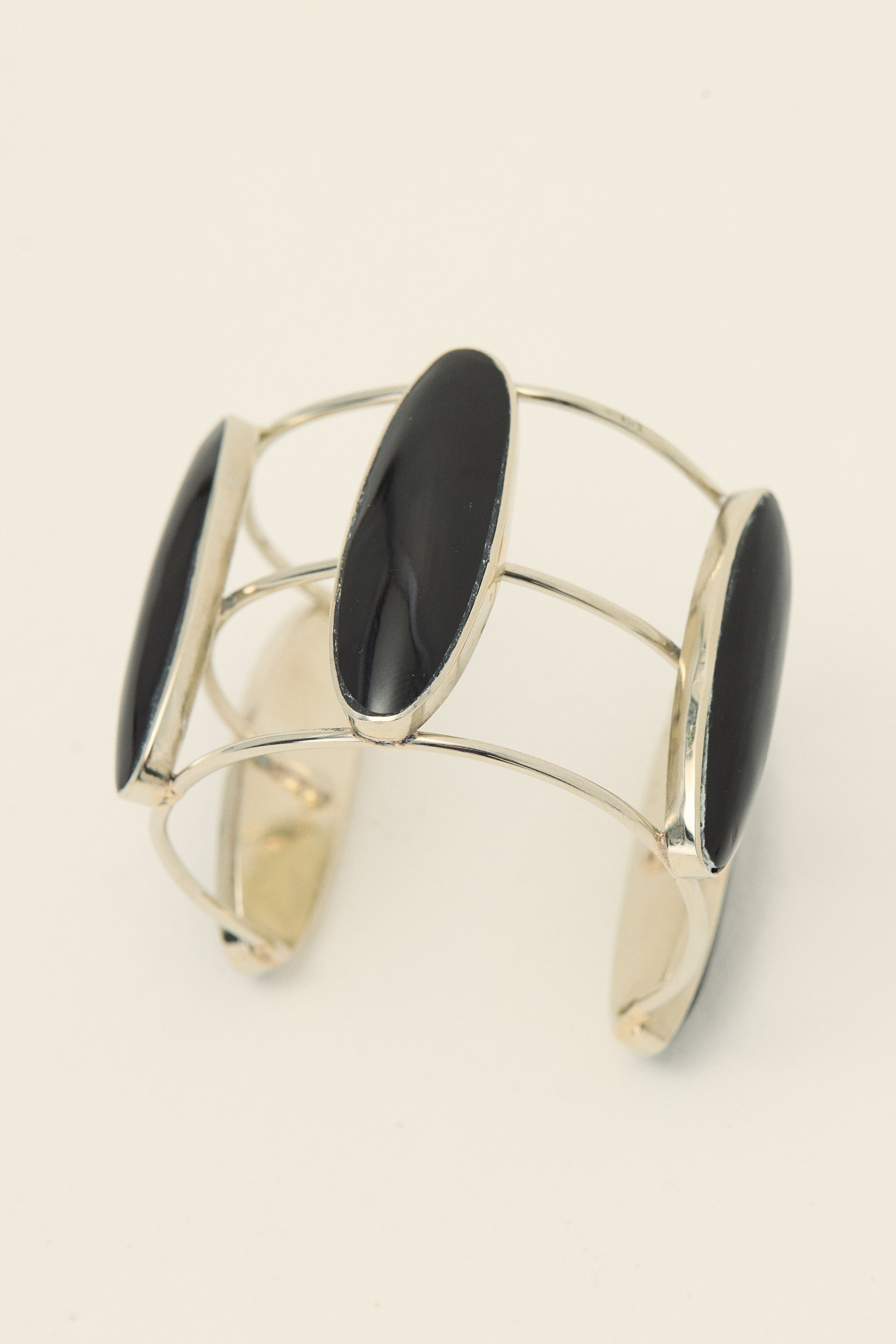 Pipa Alpaca Metal Bracelet