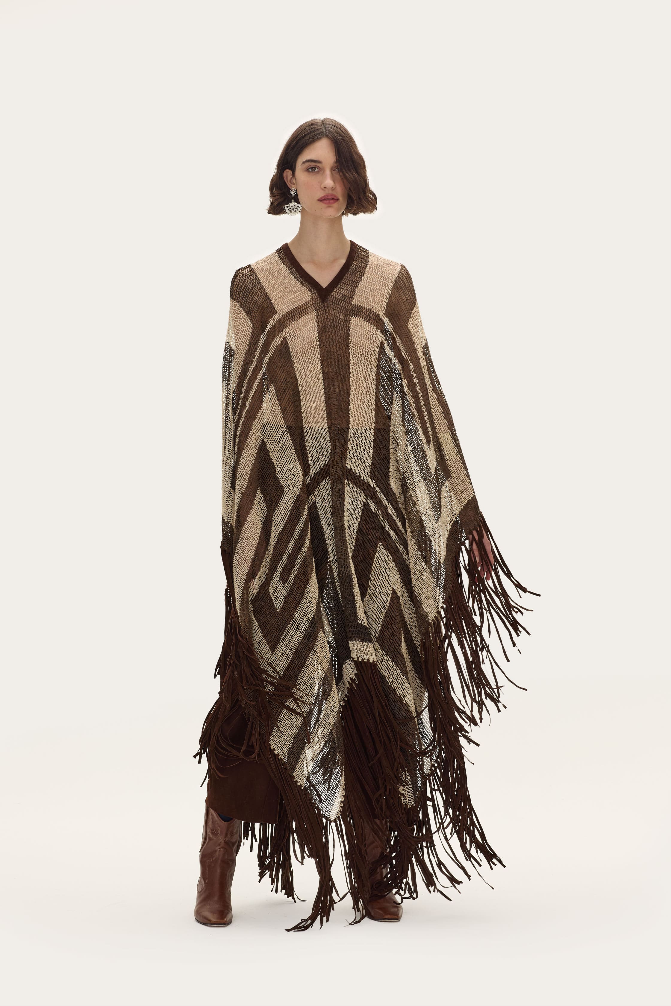 Viento Large Poncho in Chaguar