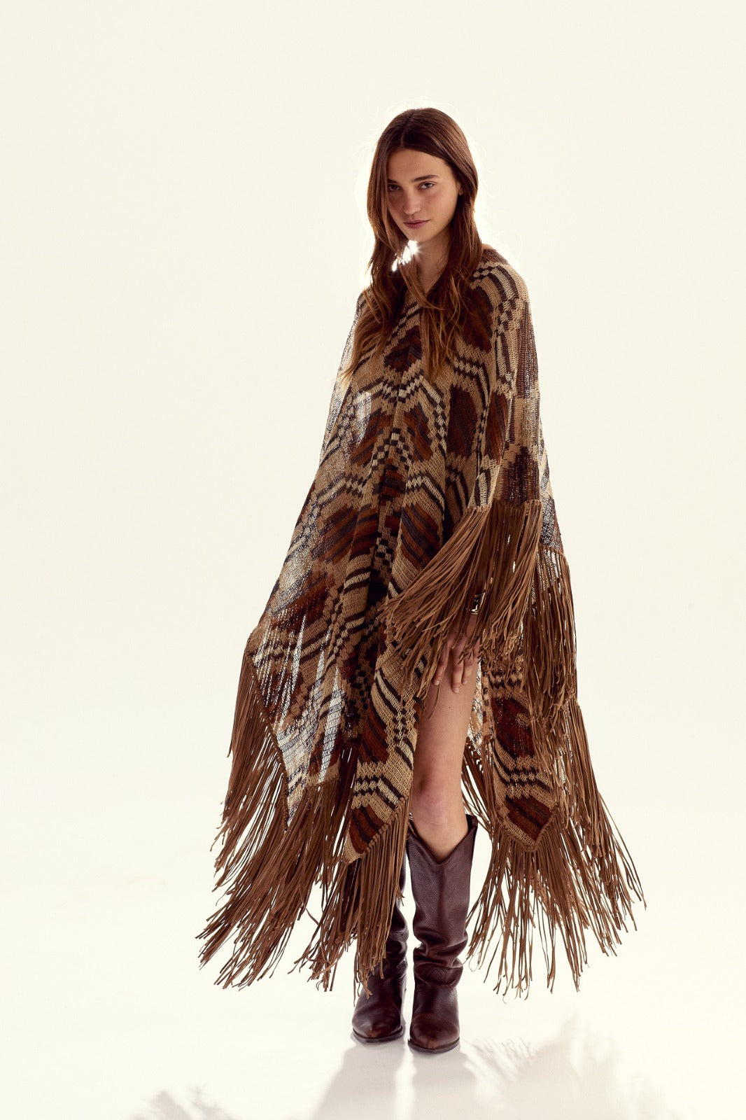 Viento Large Poncho in Chaguar