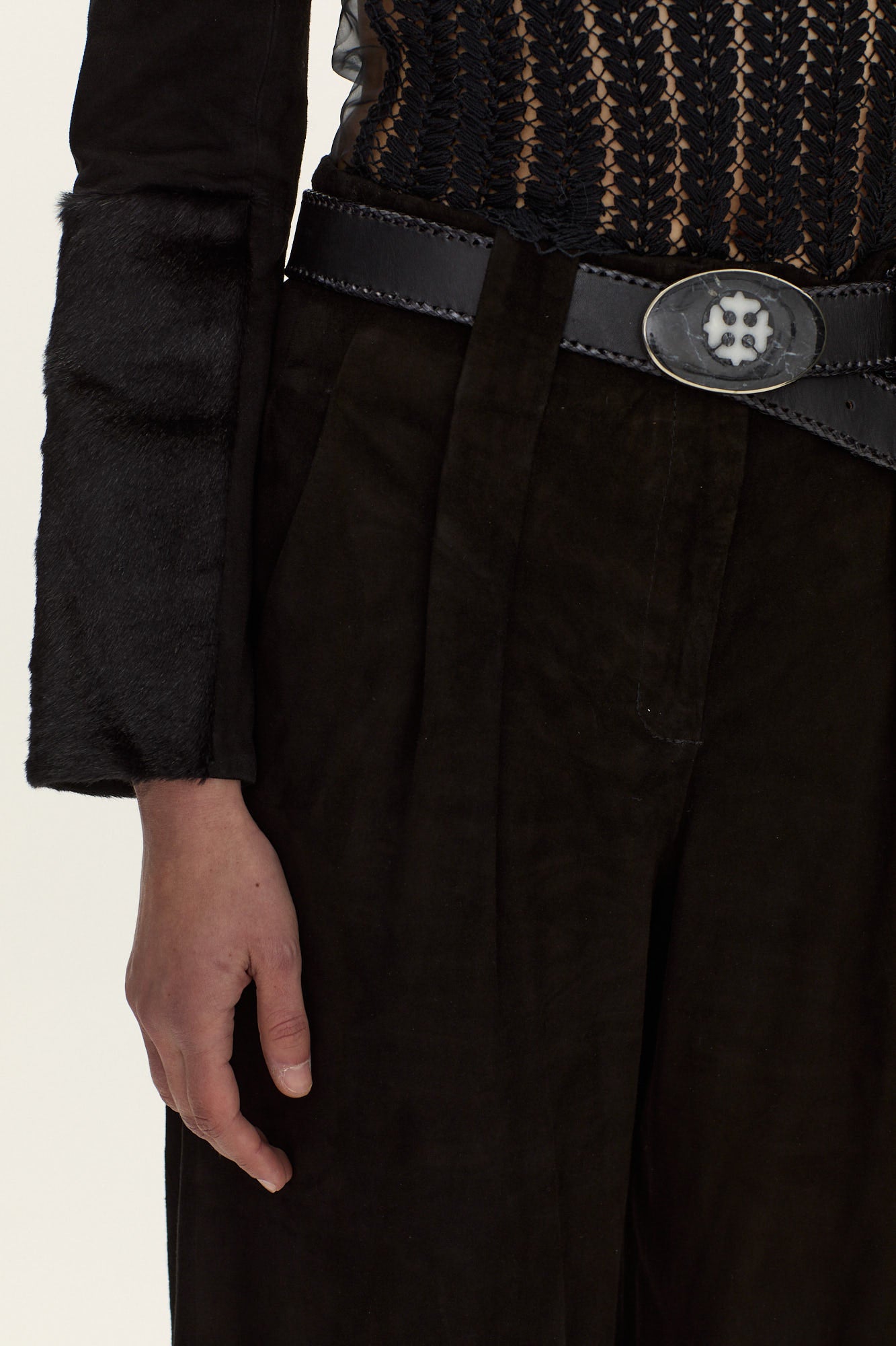 Oval Cruz Leather Belt