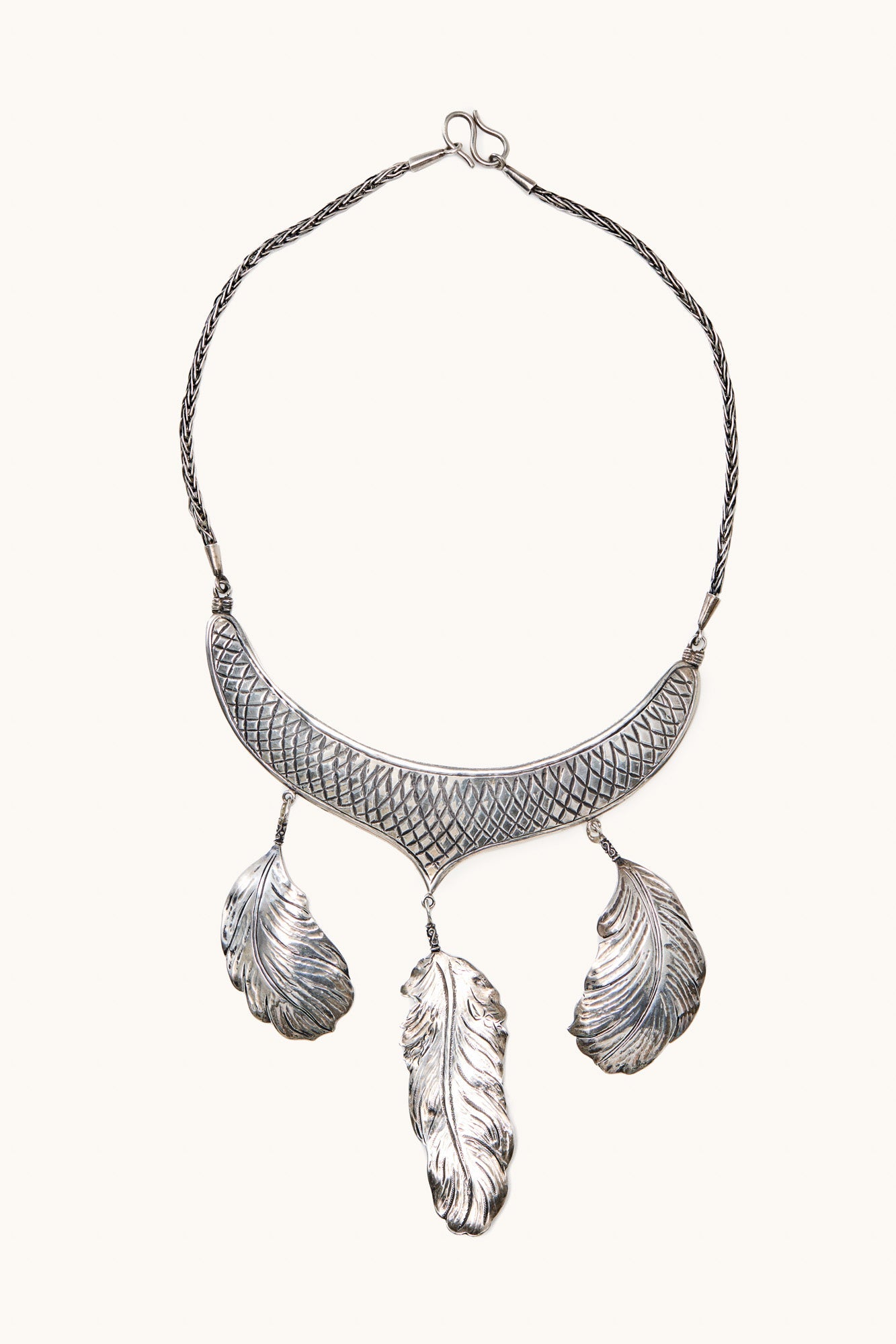 Zorzal Necklace