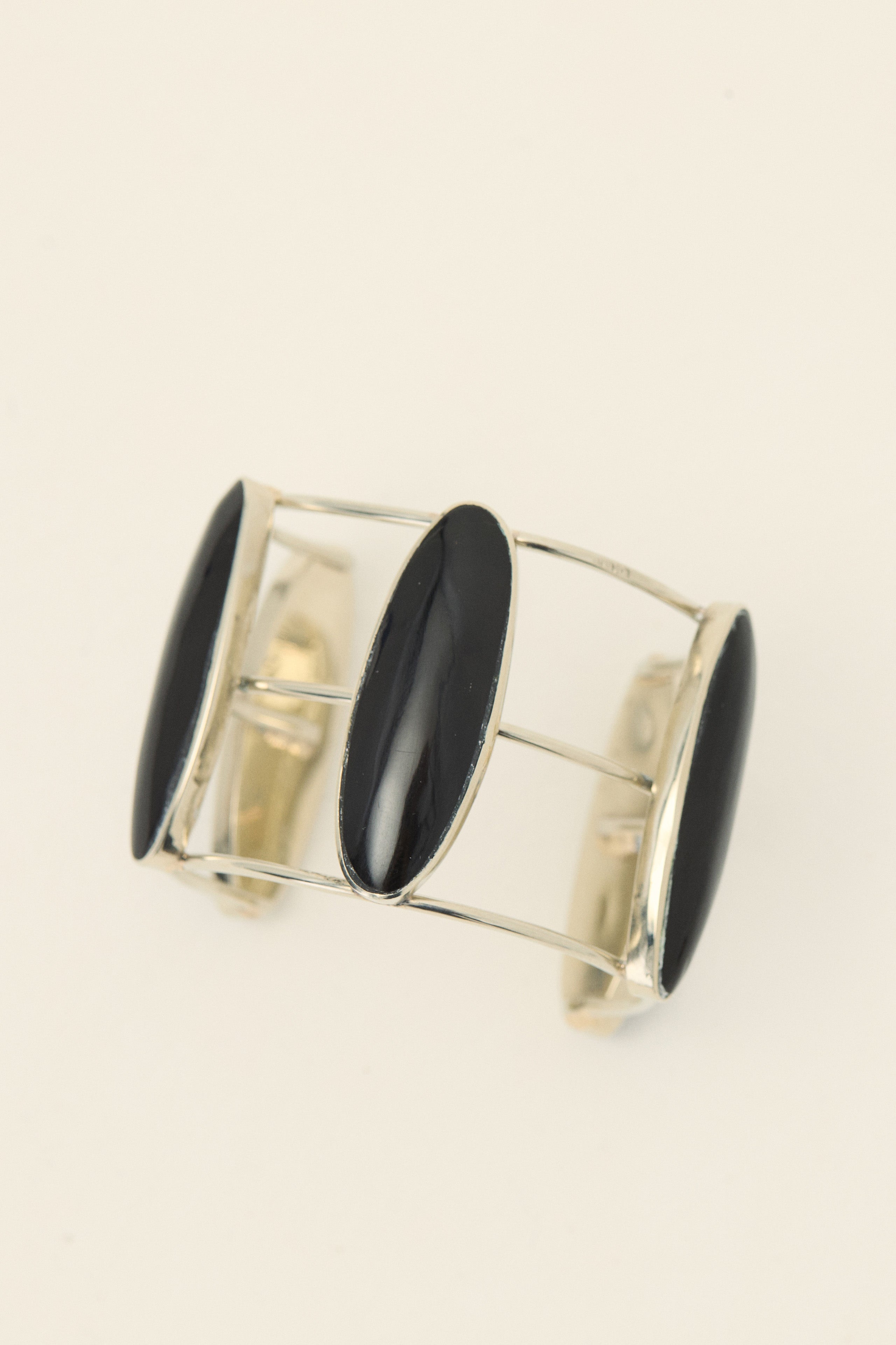 Pipa Alpaca Metal Bracelet