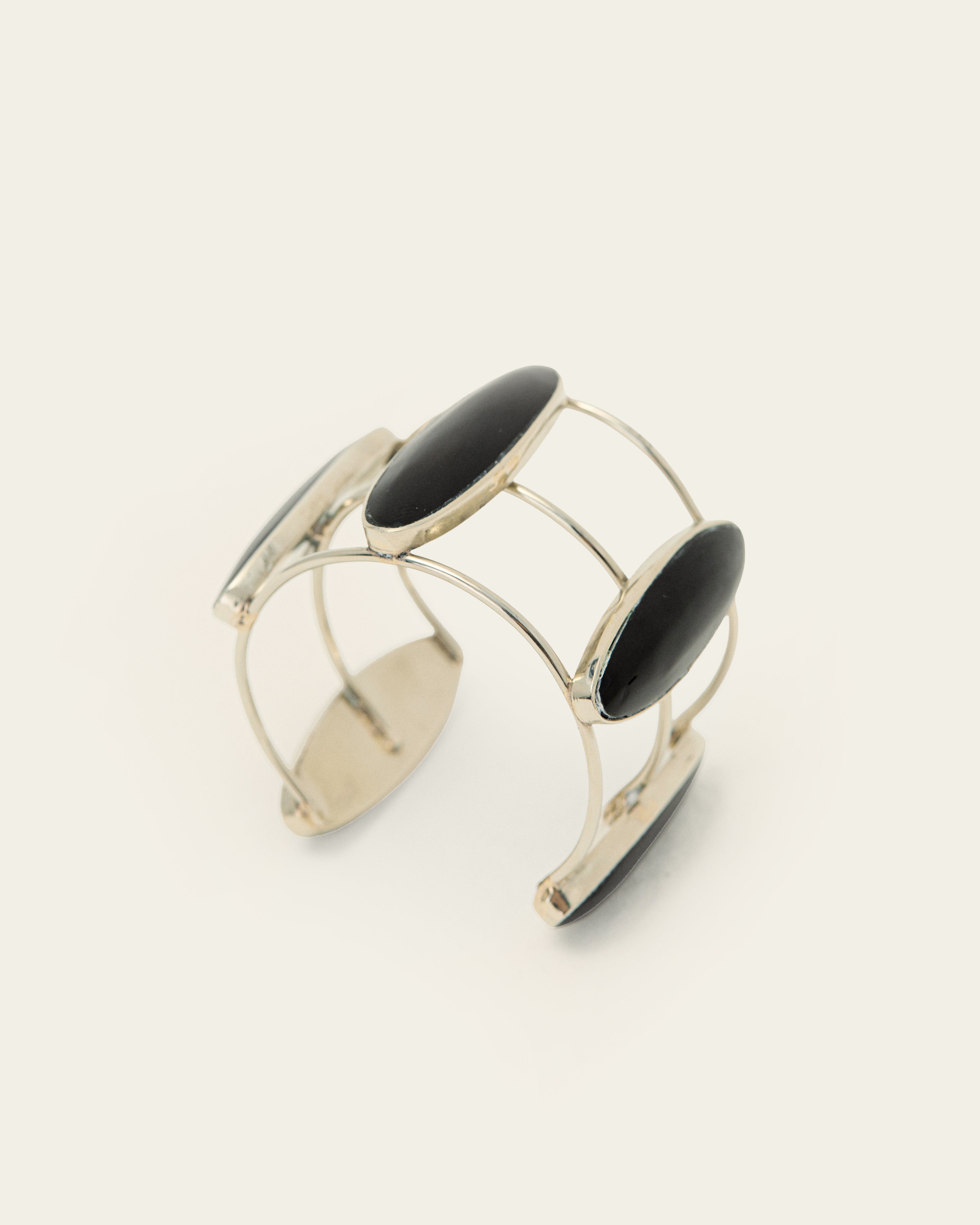 Pipa Alpaca Metal Bracelet